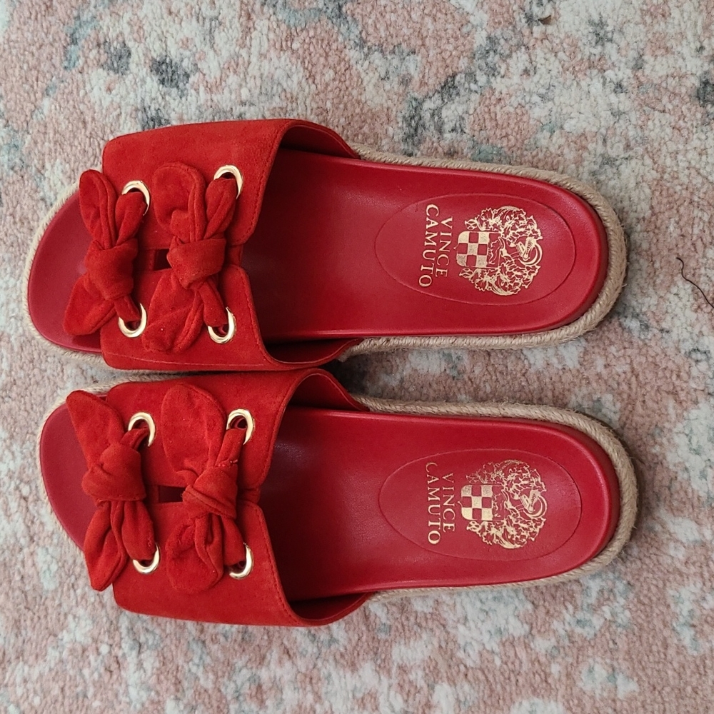 Vince Camuto Jazzan tied suede slides sandals Red size 7